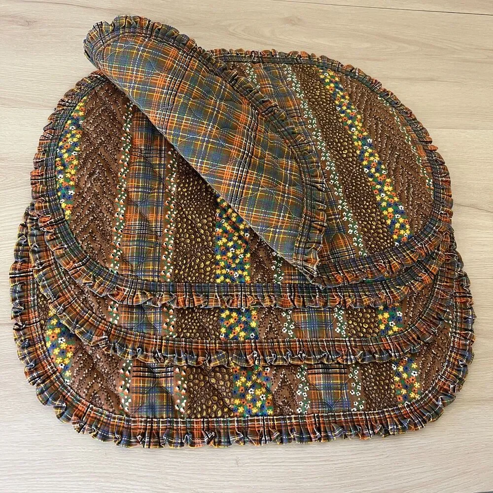 Vintage 70s Set of 4 Quilted Autumn Calico Patchwork Oval Placemats RuffleTrim